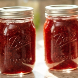 No Sugar Added Strawberry Jam (Low-Carb & Keto Friendly)